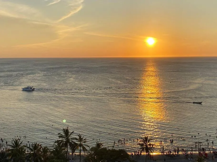 Spectacular View Of Rodadero Santa Marta